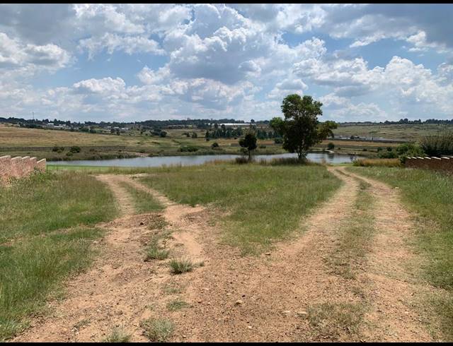 LAND FOR SALE IN COPPERLEAF ESTATE